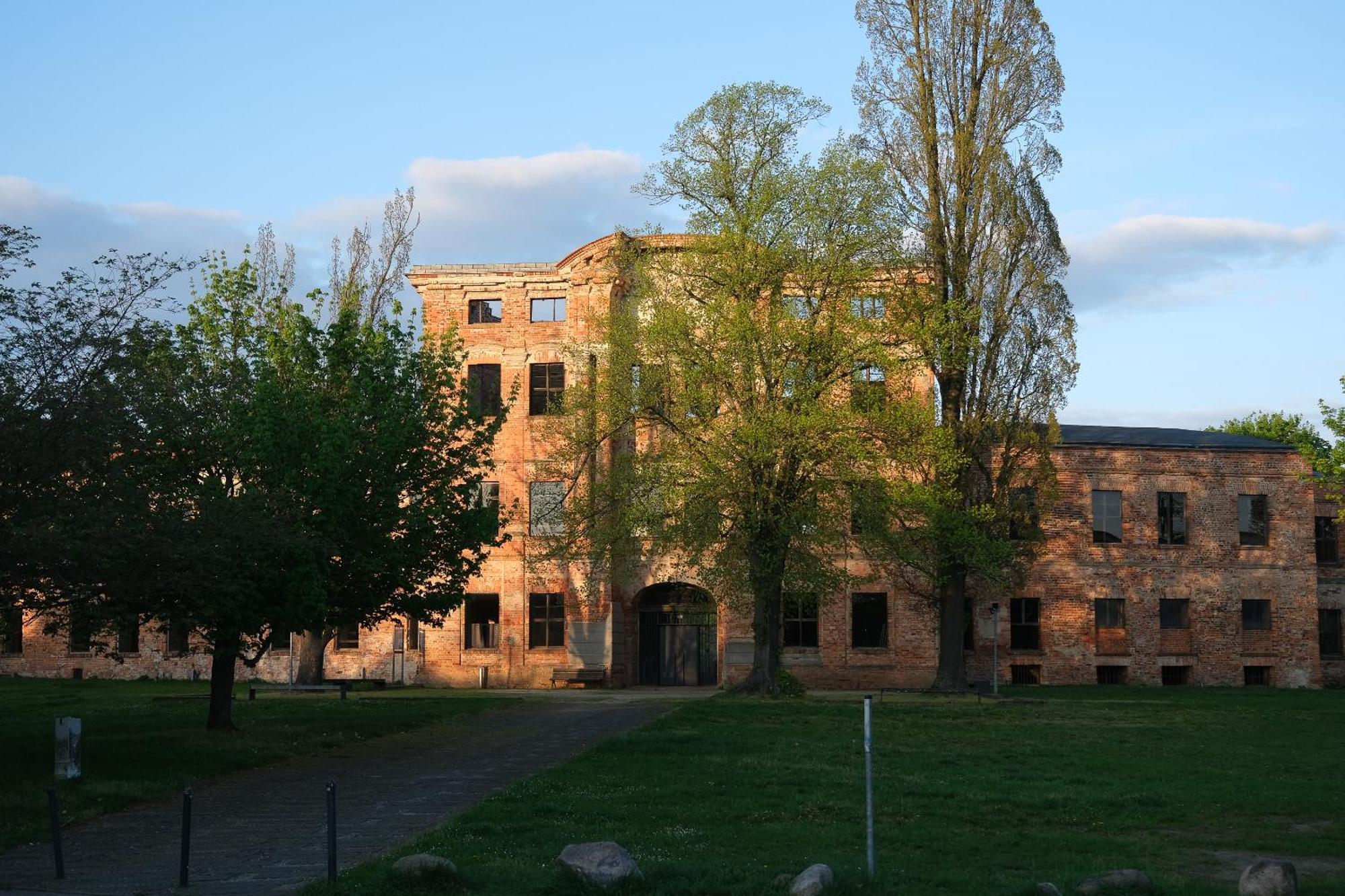 Hotel & Restaurant Am Schlosspark Dahme  Buitenkant foto